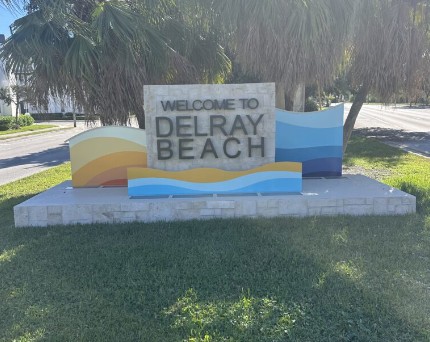 Welcome to Delray Beach sign, photographed by a Town Ambassador