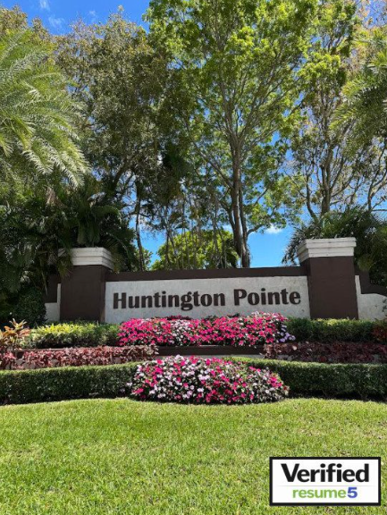 Huntington Pointe